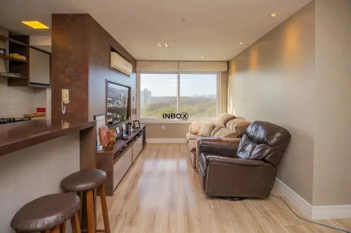 Apartamento de 2 Dormitórios com Suíte, Mobiliado , 1 Vaga e Vista Panorâmica