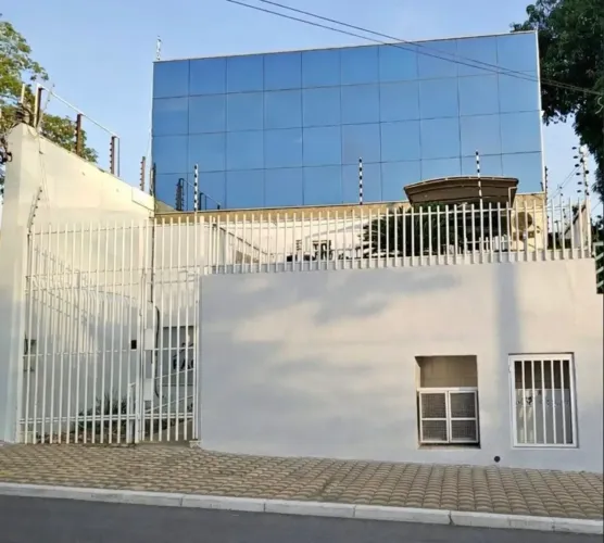 PONTO COMERCIAL OU RESIDENCIAL; SALAS, ESCRITÓRIO, CONSULTÓRIO, LOJAS, PRÉDIO REGIÃO BANDE