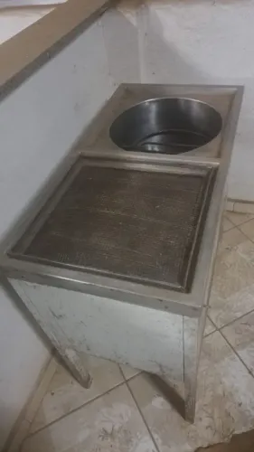 Fritadeira elétrica 2 bojos agua e óleo. Toda reformada e revisada.