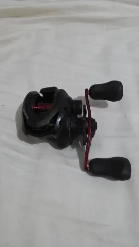 Carretilha Shimano Caius 151HG