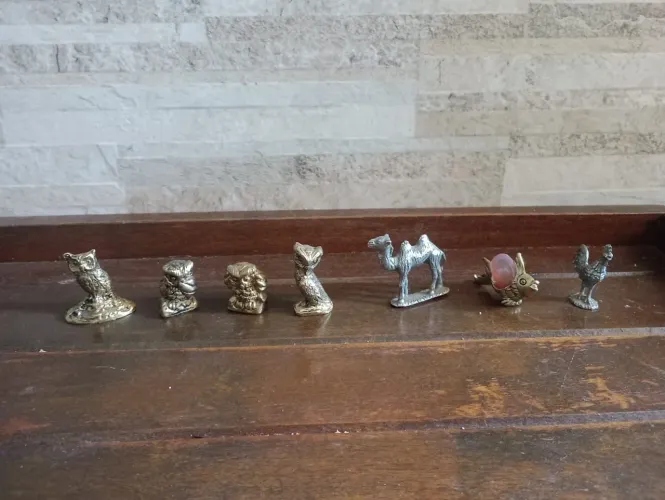 Miniaturas de enfeites de metal