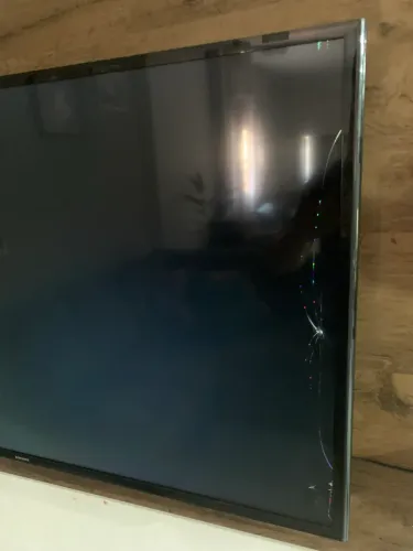 Tv 50 por tela quebrada