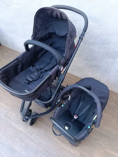 Carrinho e bebê conforto completo 