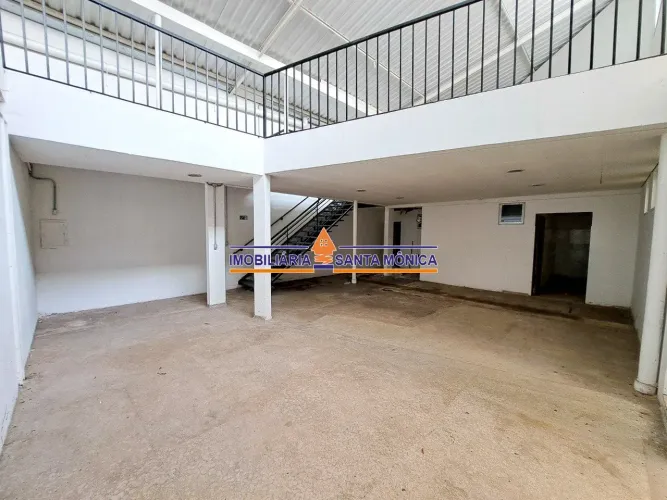 Galpão 324m² - Santa Amélia