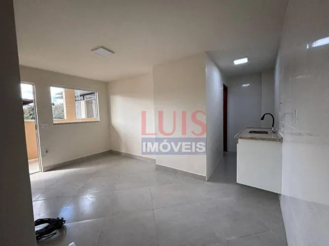 Casa com 2 dormitórios para alugar, 20 m² por R$ 1.800,00/mês - Piratininga - Niterói/RJ