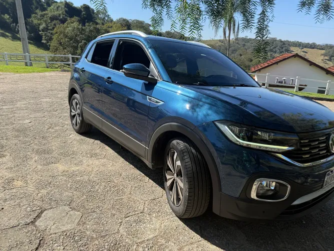 Volkswagen T-Cross Highline 1.4 TSI Flex 16V 5P AUT 2021