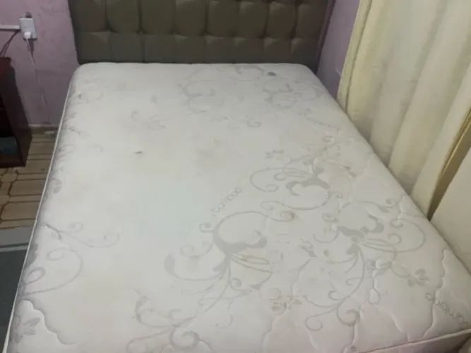 Vendo cama Quem com cabeceira