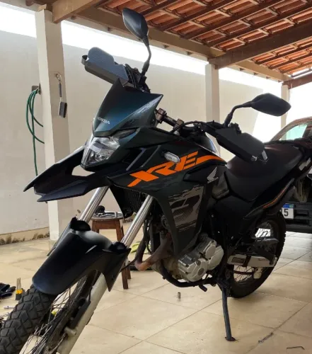 XRE 300 2019