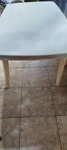 Mesa desmontável os pés 