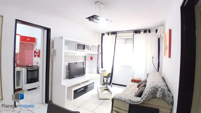 Apartamento mobiliado de 1 dormitório para alugar no Centro Histórico de Porto Alegre.
