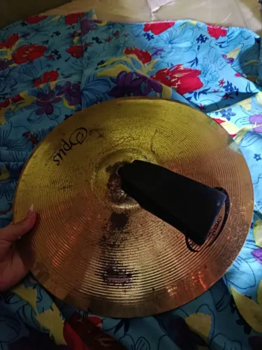 Prato de banda a venda!