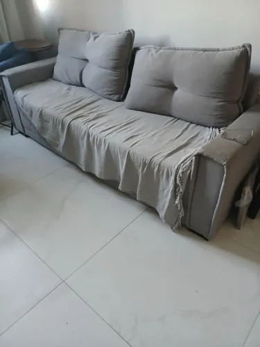 Vendo sofá  3 lugares