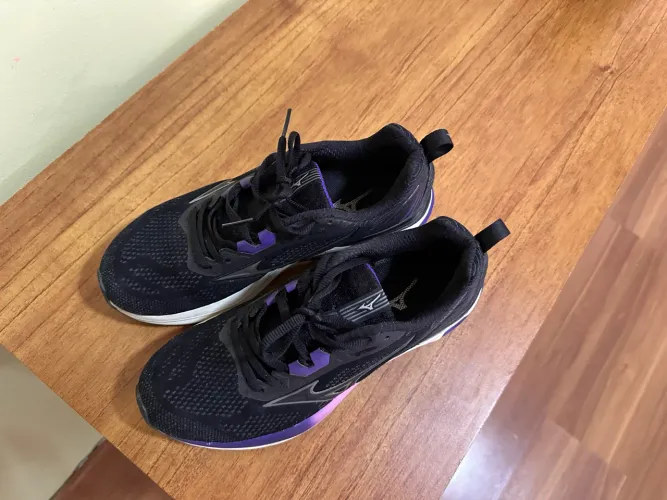 Tênis mizuno 35