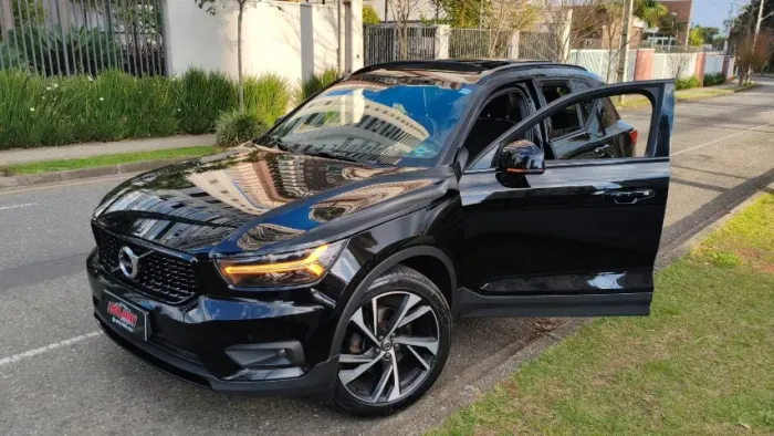 Volvo XC40 T-5 R-design 2.0 252cv AWD 2020