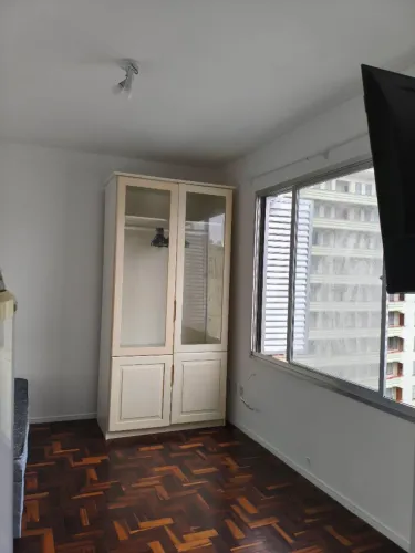 Mobiliado na Cidade Baixa