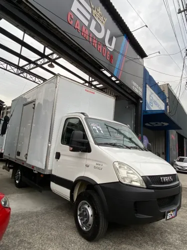 Iveco Daily Chassi 35s14 3.0 16V Diesel Mec. (e5) 2017