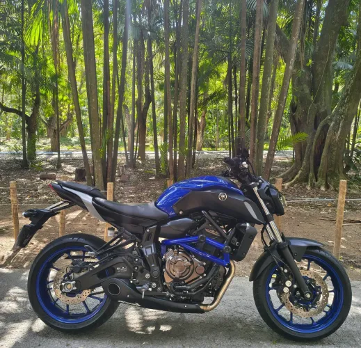 Mt-07 de garagem, só 7.992 kms rodados!!!