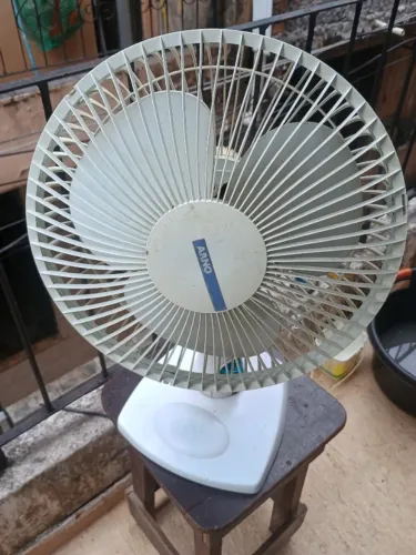 Ventilador arno pequeno usado