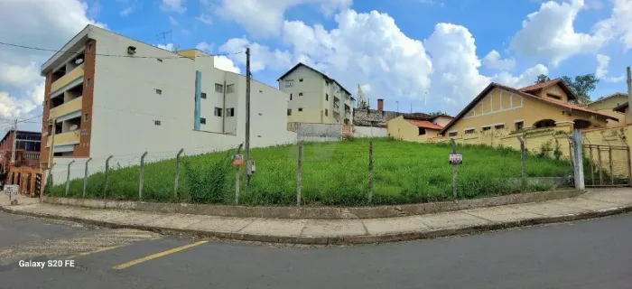 Terreno comercial de 783m² à venda no Centro de Águas de São Pedro-SP - Última oportunidad