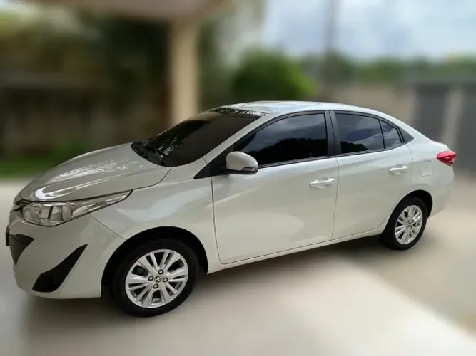 Toyota Yaris XL Sedan 1.5 Flex 16V 4P Aut. 2019