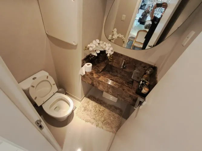 Aluga se Quadra boulevard 2apartamentos por andar 