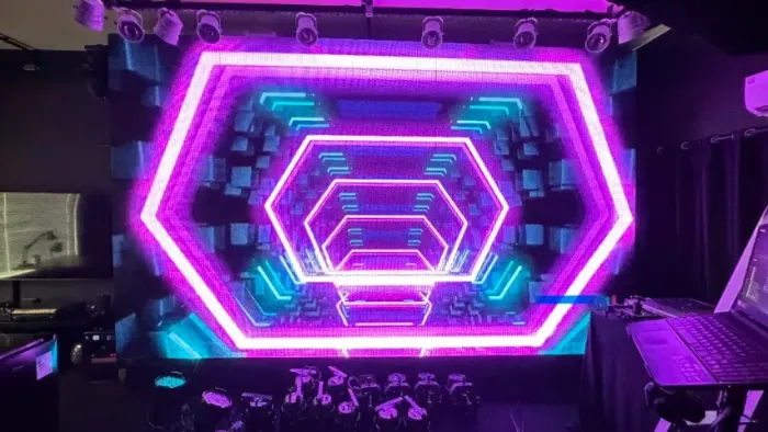 Painel de LED P5 18 metros com Case | Parcelo no cartão e aceito carro