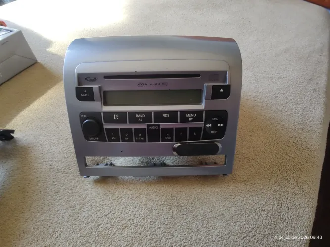 Rádio mp3 original do Fiat Idea sport ano 2011funcionando perfeitamente e bom estado