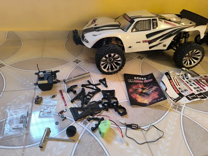 Automodelo baja 4x4 t2000