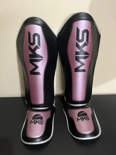 Caneleira De Muay Thai E Kickboxing Mks Energy V2 Black