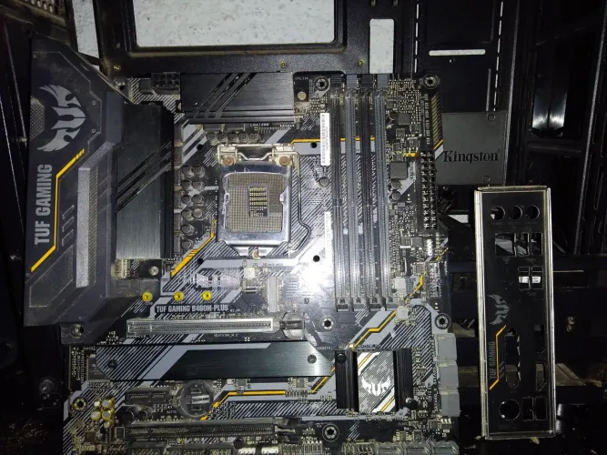 B460M plus tuf gaming para reparo