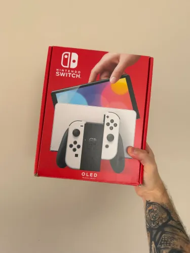 NINTENDO SWITCH OLED DESBLOQUEADO 128GB