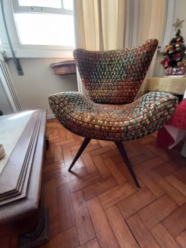 Cadeira retrô anos 70