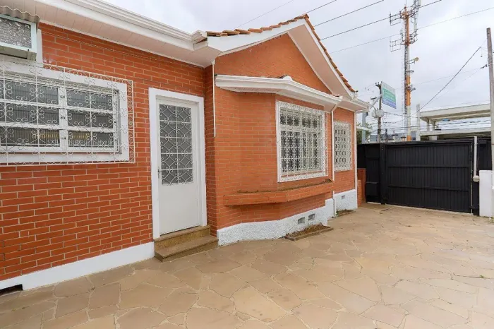 ? urgente vendendo uma casa com 320 m no um localização privilegiado