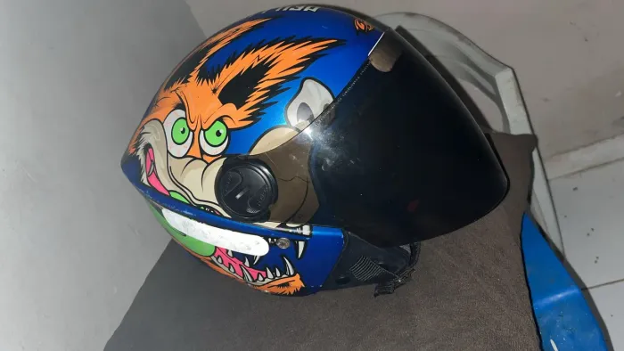 Capacete novo num 58