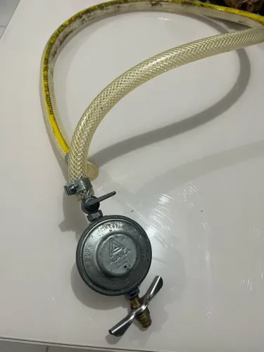 Mangueira de gás com registro 