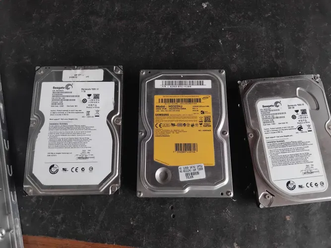 VENDO 3 HDS PARA PC 