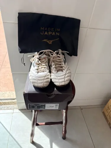 Chuteira Mizuno morelia