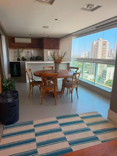 Apart alto padrão, 190m2, mobiliado, 3 suites, Bairro Quilombo
