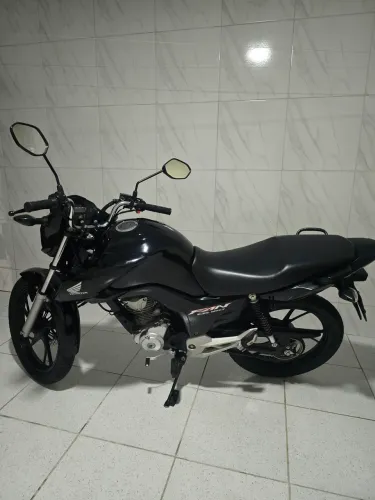 HONDA FAN 160cc 2023 - Único dono
