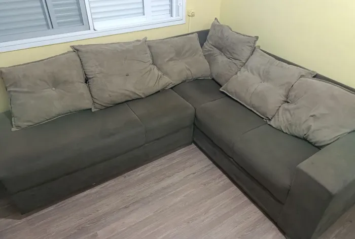 Vendo sofá 2 e 3 lugares 