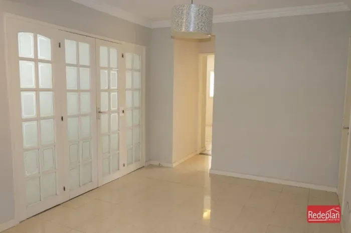 Excelente casa no Jardim Caroline