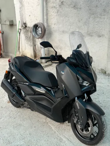 Yamaha Xmax 2025