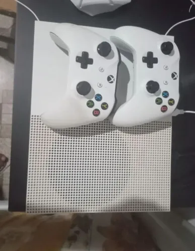 VENDO OU TROCO XBOX ONE S EM PC  