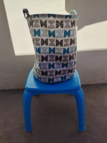 Mesinha infantil + Cesto Organizador