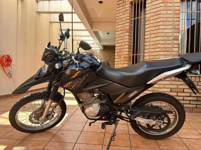 Yamaha XTZ 150 Crosser Z, único dono