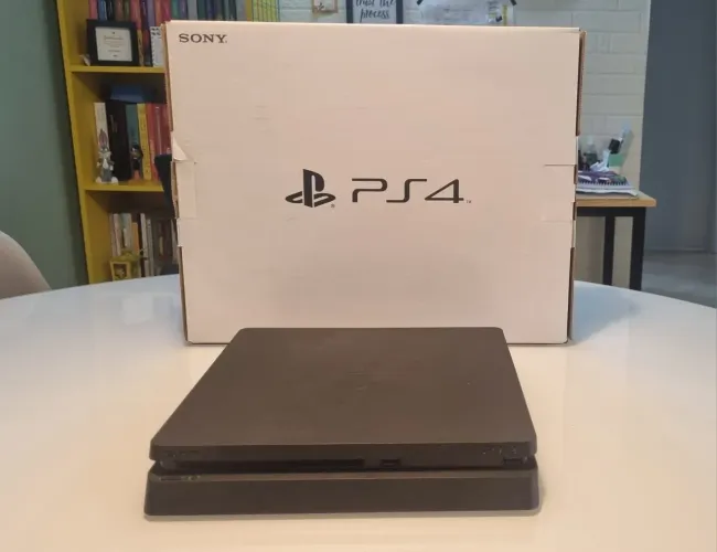PlayStation 4 - 02 controles - Caixa - 01 Jogo Homem Aranha