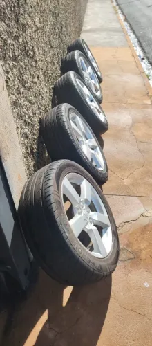 JOGO DE RODAS COM PNEUS 225/55 R18, PARA OUTLANDER 2009, CINCO RODAS COM PNEUS MEIA VIDA 