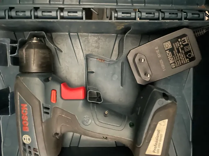 Parafusadeira Bosch GSR1000
