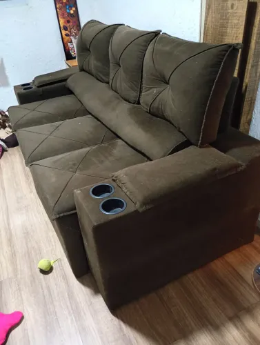 Vendo sofá retrátil e reclinável