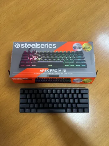 Teclado Gamer SteelSeries Apex Pro mini